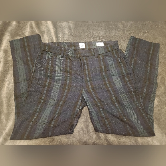 Gap Signature Ankle Pants - Picture 3 of 5